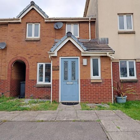 Relaxing 2-Bed Coastal Escape In Port Talbot Leilighet Eksteriør bilde